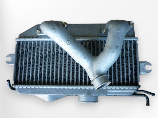 sg9 STI アルミニウム インタークーラー Rare Genuine Subaru Forester STI SG9 Intercooler JDM OEM
