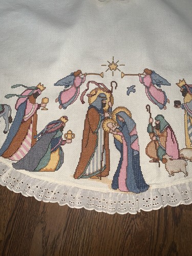 Blessed Nativity tree skirt Dimensions cross stitch Kit 8379 Completed Finished - Picture 3 of 7