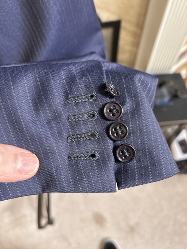 RALPH LAUREN PURPLE LABEL men's navy blue pinstripe 3 roll 2 suit - 44L - Picture 5 of 13