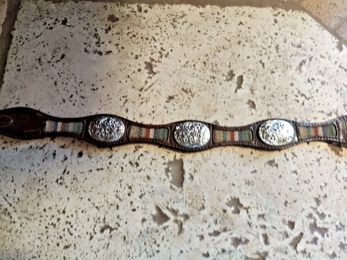 Pastille Vintage Brown Leather Belt Silver Conchos Hardware Women\'s Size Small Leather Concho Belt main image 2