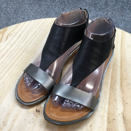 BareTraps Sandals Womens 6.5 M Balkan T Straps Black Faux Leather Casual Open - Picture 3 of 15