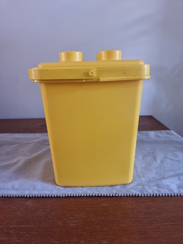 Caja de bañera vacía de almacenamiento amarilla LEGO DUPLO de colección de los años 90 con asa - solo caja - Imagen 2 de 6
