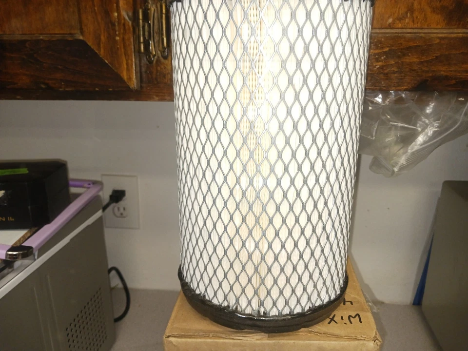 Filtro de aire WIX 46440 para camioneta Chevy Suburban Chevrolet Tahoe C1500 GMC Yukon Foto 2 de 3