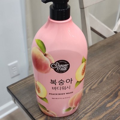 Aekyung Shower Mate Peach Body Wash Pink Liquid Long-Lasting 40.57 fl oz Unisex