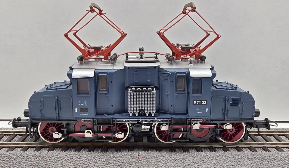 Roco H0 aus Set 43031 Elektrolok E71 32 DB kaum bespielt Top Zustand o.OVP 
