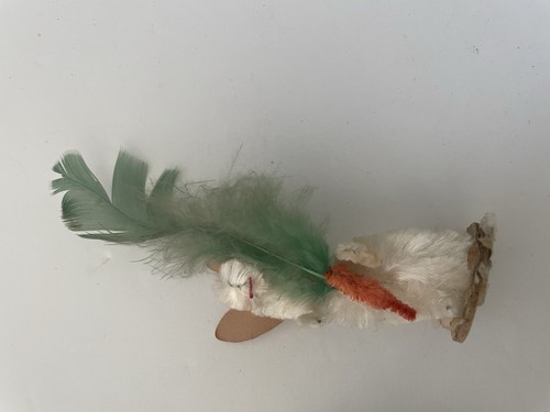 Vintage Easter Cotton Chenille Rabbits With Feathers And Carrots Set Of Four - Picture 7 of 7
