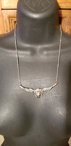 Dark Metal Lion Pendant Choker Necklace - Picture 4 of 9