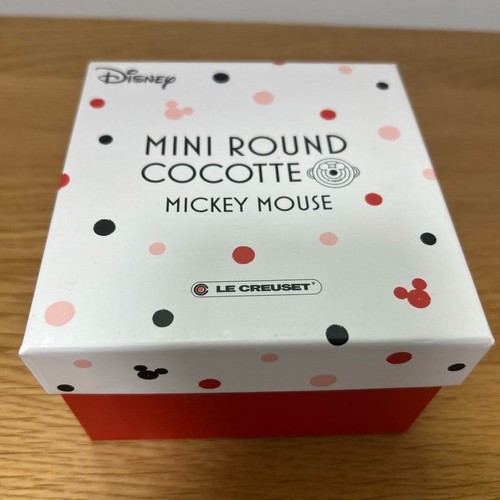 Le Creuset Mickey Mouse Enamel Pot Pink Mini Round Cocotte With Box Limited ED - Picture 4 of 4
