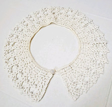 Crocheted Lace Collar Ivory w/ Button Closure Pearl Bead C9 Accents