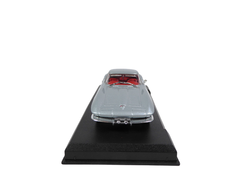 Chevrolet Corvette Stingray 1963 - 1:43 Diecast Model Car RBA92 - Picture 6 of 7