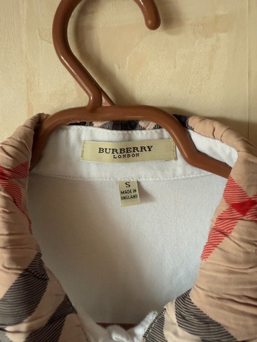 VTG Distress Burberry London Polo Shirt Women’s S Short Sleeve Made In England - Picture 4 of 8