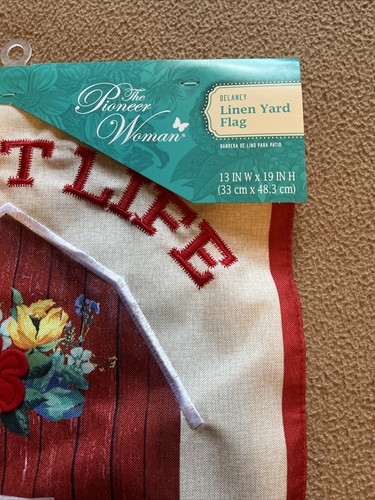 The Pioneer Woman Fresh Floral Linen Yard Flag 13" W X 19" H New - Picture 6 of 8