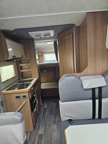 Wohnmobil - Bild 8 von 24