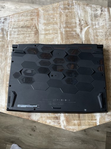 MSI Katana 15 B12VGK/ RTX 4070 Gaming Laptop - Bild 3 von 7