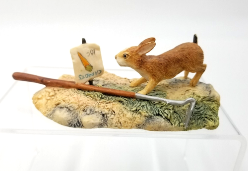 Lowell Davis Schmid Figurine Rabbit in the Carrot Patch - Limited Edition