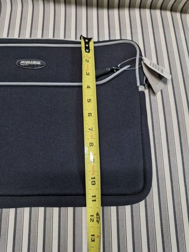 Mobile Edge Laptop Black Neoprene Sleeve - Picture 9 of 9