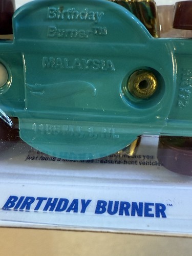 NEW SEALED 2025 Hot Wheels Birthday Burner #143 TREASURE HUNT G Case - Picture 5 of 9