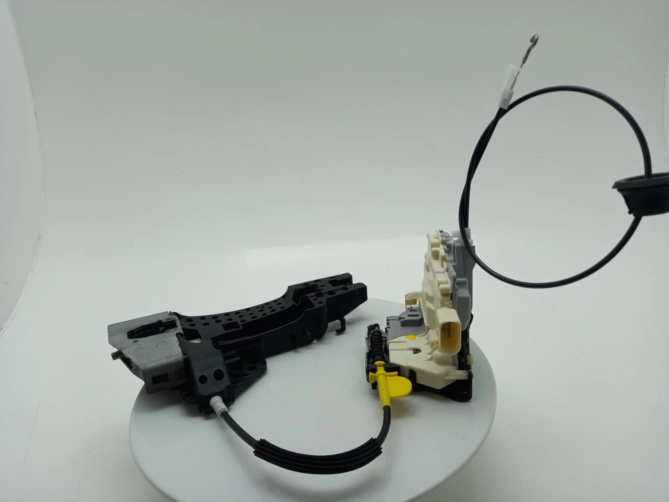 Mecanismo de bloqueo de puerta AUDI A5 2007-2010 2 puertas cupé O/S delantero derecho 8J2837016A Foto 4 de 4