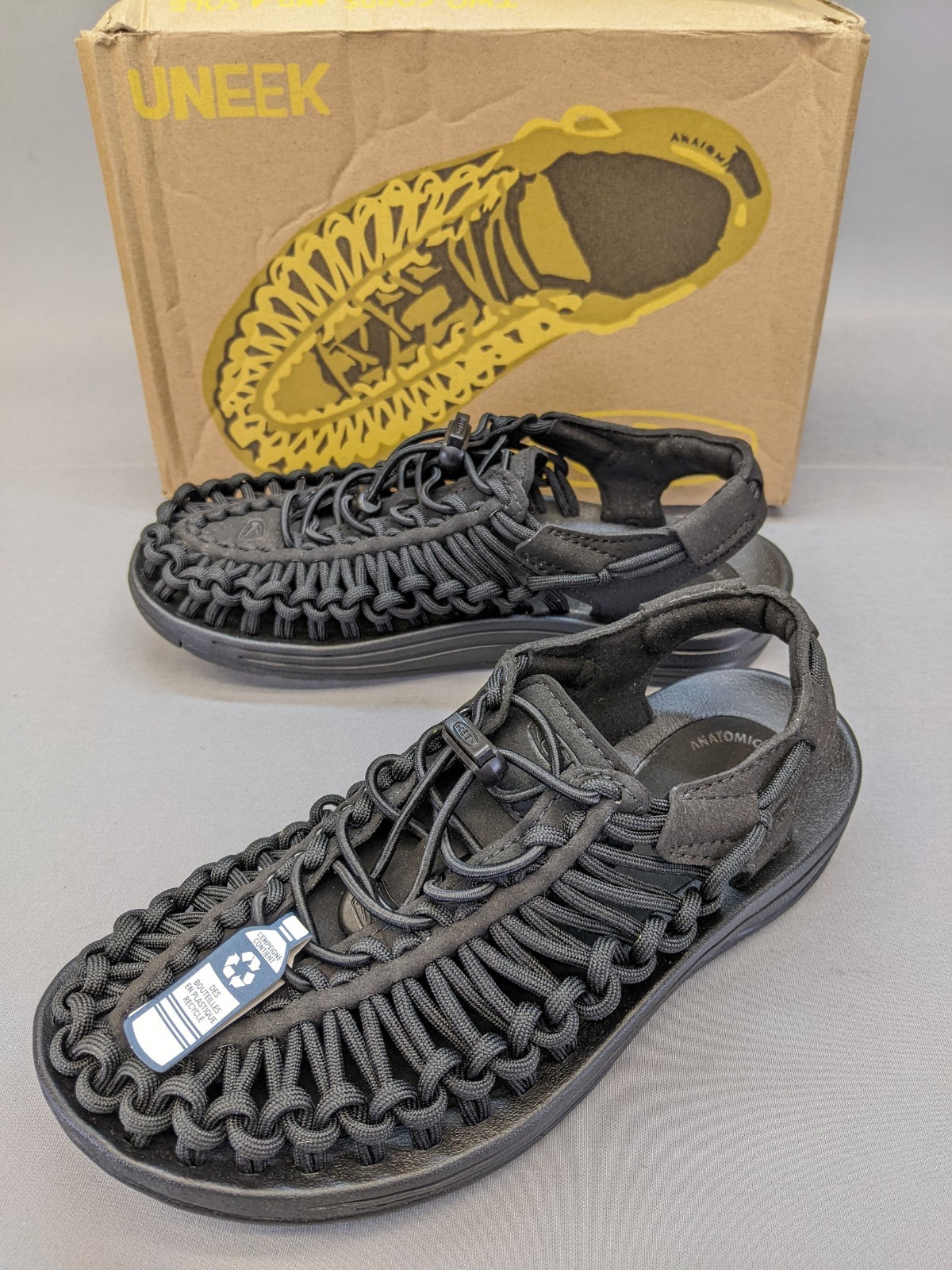 KEEN Uneek W sandali classici da donna due corde 1014099 nero nero taglia US5 5