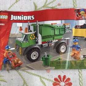 LEGO Garbage Truck 10680 Juniors City Complete Set Manual Minifigures 99 Pieces