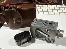 Vintage 1949 Universal Minute 16 Pocket Camera 16mm 3"L Original Case