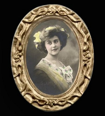 Vintage 12th Dollhouse Miniature Metal Photograph Picture Photo Frame 3x3.7cm