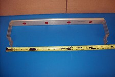BRACKET RETAINER 1VPW8-07-0006529-001 ( 19 X 5 X 1 1/2" ALUMINUM )