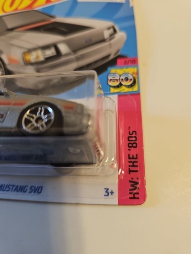 Mustang SVO Hot Wheels '84 plateado #25 - 2023 HW: los años 80 - Imagen 6 de 7