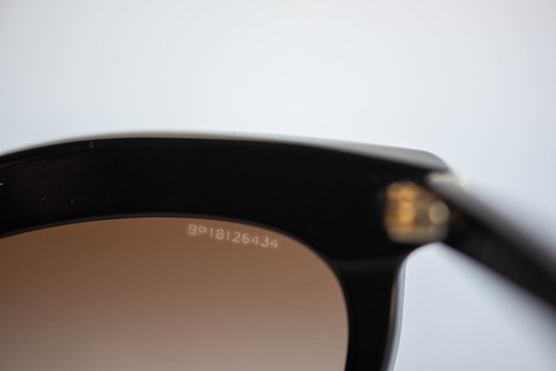 Vintage Prada SPR 04P Sunglasses in black with orange diamonds - 第 9/10 張圖片