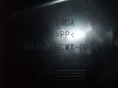 Honda VFR 800 A-2 VTEC 2002 Links Obere Innenverkleidung Sehr guter Zustand #226 - Bild 2 von 3