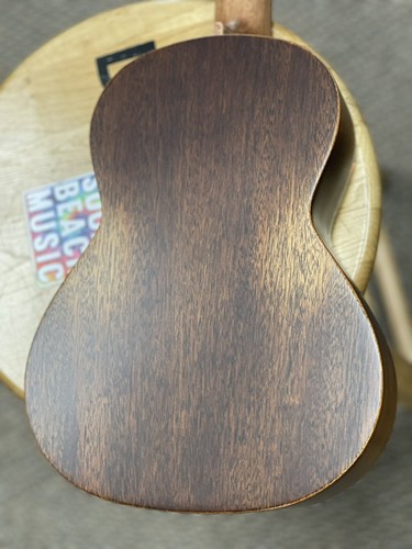Martin T1 Streetmaster Mahogany Tenor Ukulele w/ Case - Picture 3 of 11