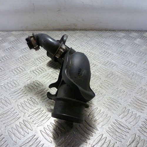 2018 FORD KUGA 2.0 TDCI DIESEL AIR INTAKE PIPE DS73-9F805-HD - Picture 3 of 10