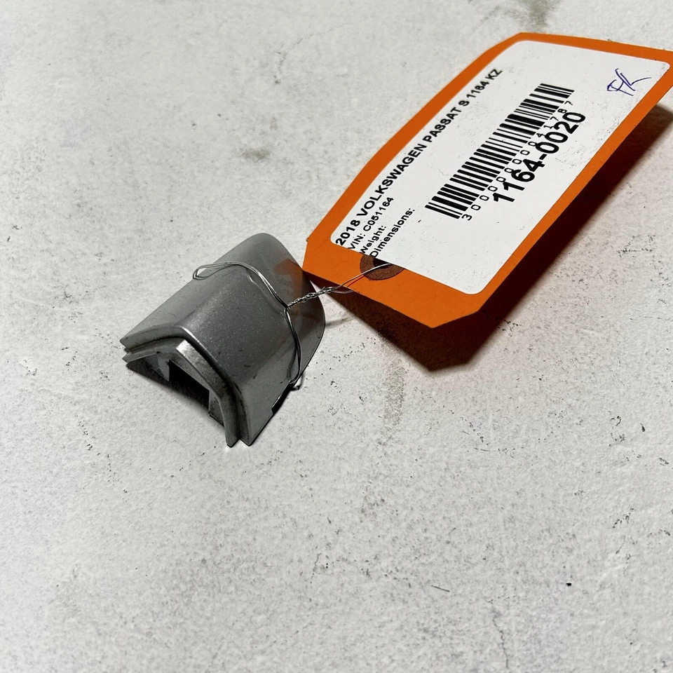 VOLKSWAGEN PASSAT S 2012-2018 PUERTA CARCASA TAPA MANIJA EXTERIOR DELANTERA O TRASERA IZQUIERDA Foto 3 de 4