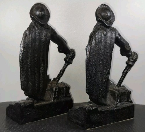 Vintage Pirate Buccaneer Bookends Iron 7" Tall Pair - Picture 4 of 22