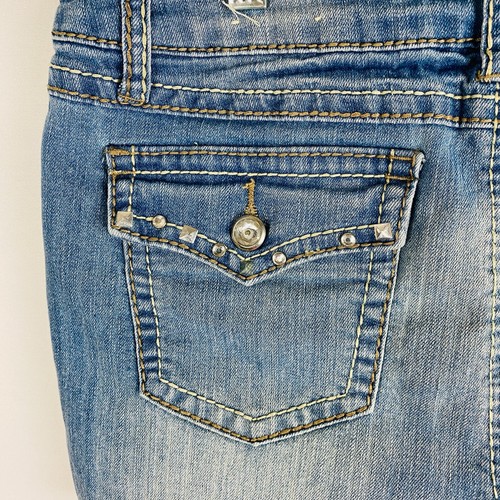Cato Light Wash Jean Shorts Embellished Pockets Women's 10 * - Picture 5 of 10
