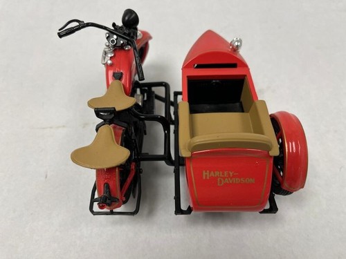 1933 Red Edition Harley-Davidson Motorcycle w/Sidecar Bank 1:12 Box, Certificate - Picture 5 of 5