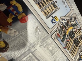 LEGO 10211 Creator Expert: Grand Emporium NIB Retired