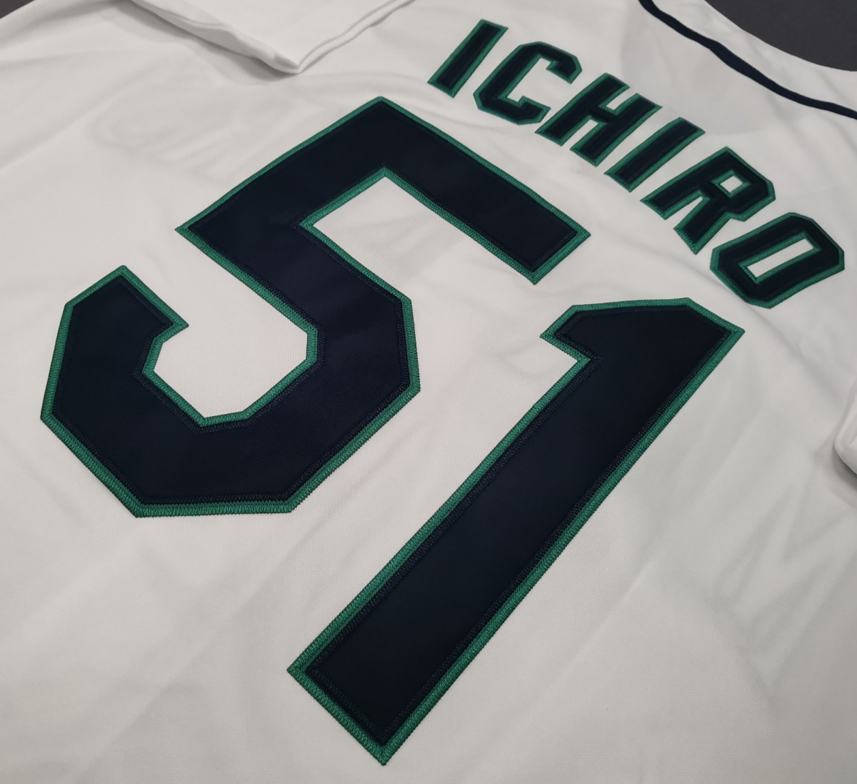VINTAGE Ichiro Suzuki #51 Mariners Throwback White Sewn Stitched