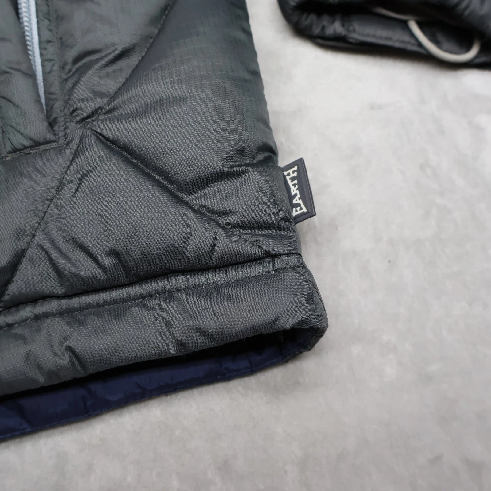 Planet Earth Down Jacket Mens Medium Blue Insulated Quilted Pit Zip Puffer VTG - product detail image 11
