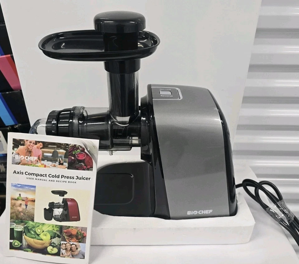 Exprimidor compacto BioChef Cold Press Axis frutas verduras plateado excelente_plateado Foto 2 de 4