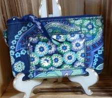 Vera Bradley RHYTHM&BLUES ID Coin Change Key Case EUC Retired Paisley Floral