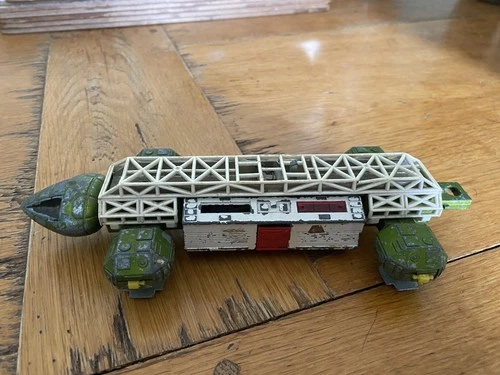 Vintage Meccano Eagle 1974 Transporter Space 1999 Dinky Toy (parts missing?)