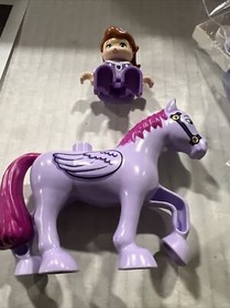 LEGO Duplo Disney Sofia the First Set 10594 Sofia's Royal Stable - Complete