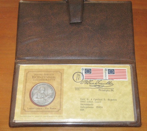 Moneda de peltre fino Benjamin Franklin 1975 con certificado de autenticidad Postmaster of America Bicentenario - Imagen 2 de 10