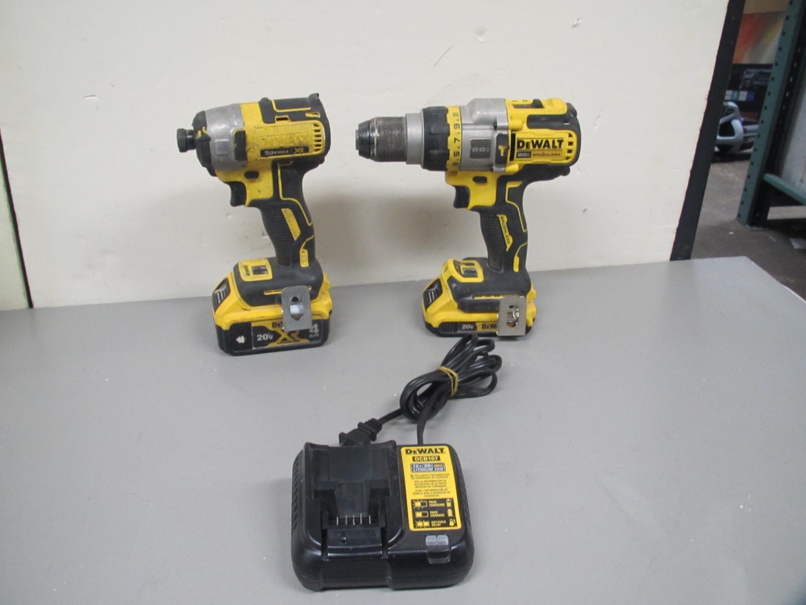 DEWALT DCF887 Drive, DCD999 Hammer Drill, 2 Batteries and Charger eBay