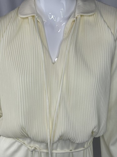 Sunshine Alley Vanilla Cream Accordion Pleat Blouson A Line Dress Sz M/L Stretch - Picture 4 of 6