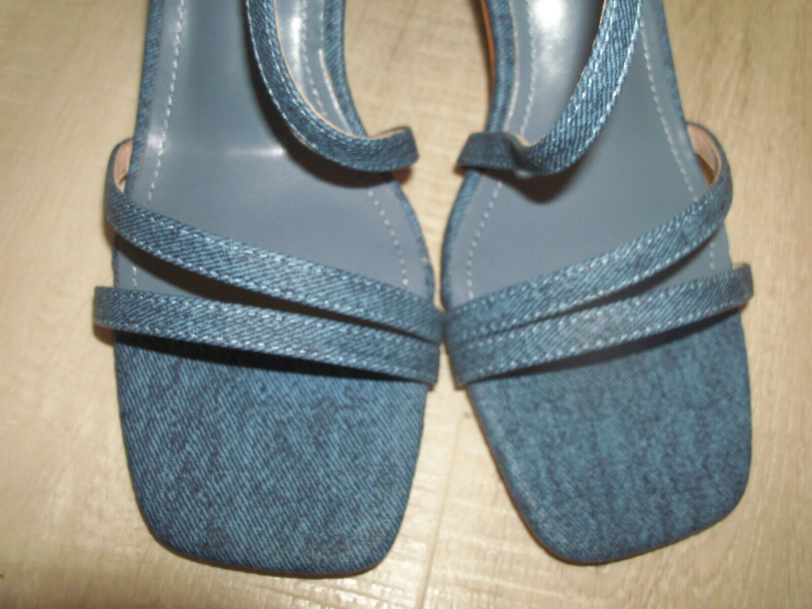 Foto 5 di 5