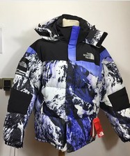 tnf supreme mountain