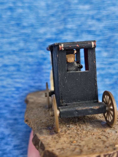 Erzgebirge Vintage Horse & Buggy Germany Wooden Putz Miniature  - Picture 5 of 8