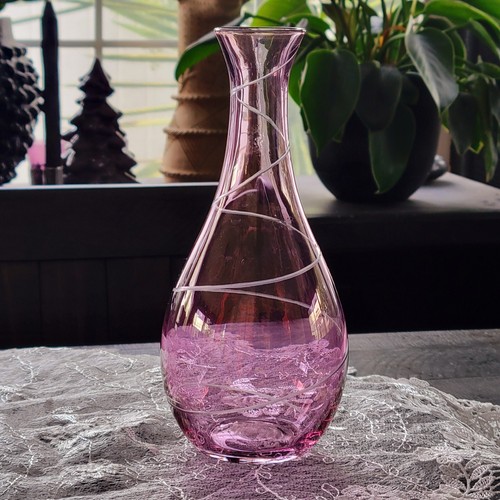 Vintage Fifth Avenue Crystal Vase Cranberry Rose Swirl 8"